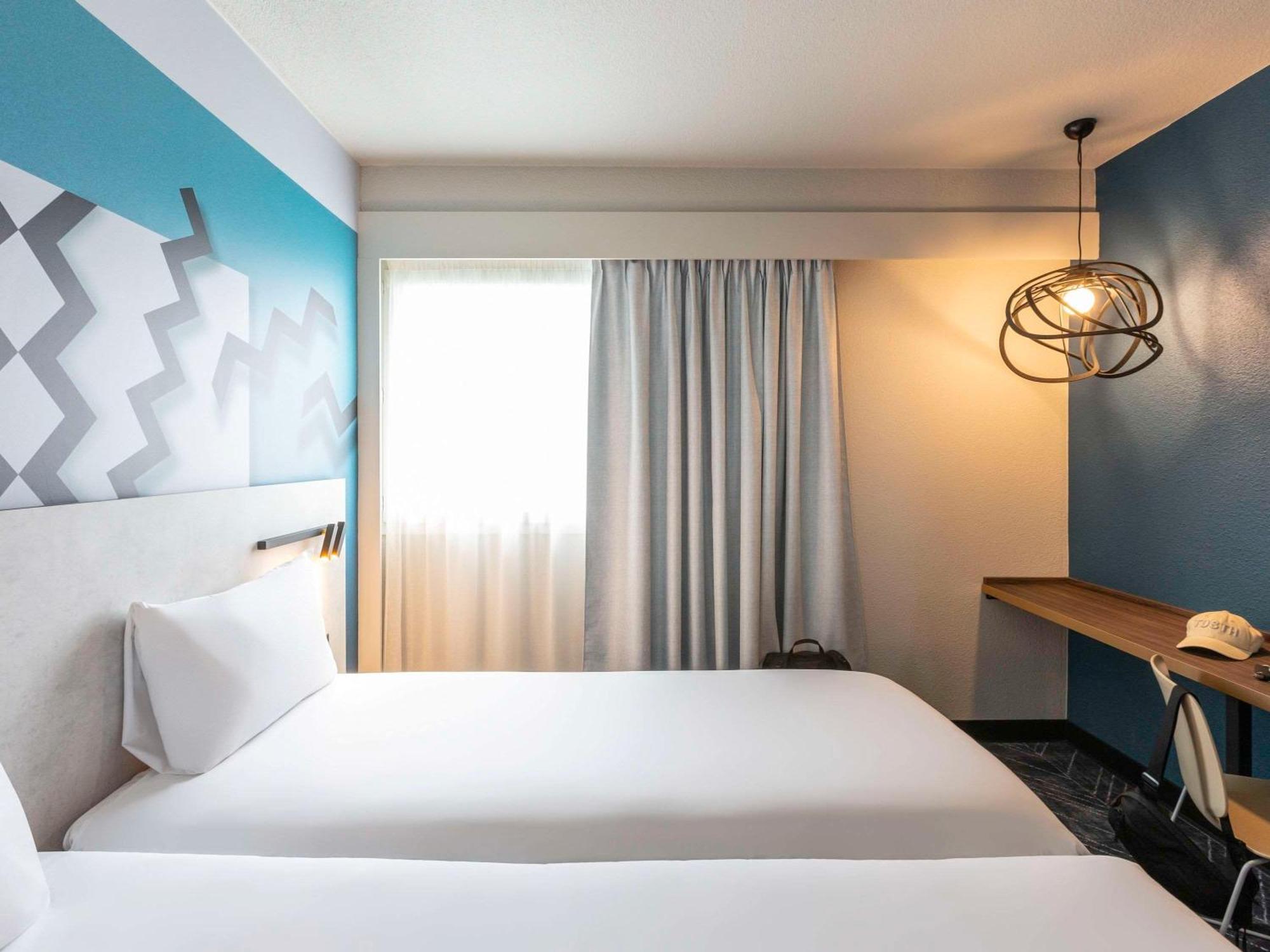 Ibis Styles Bordeaux Centre Meriadeck Exterior foto